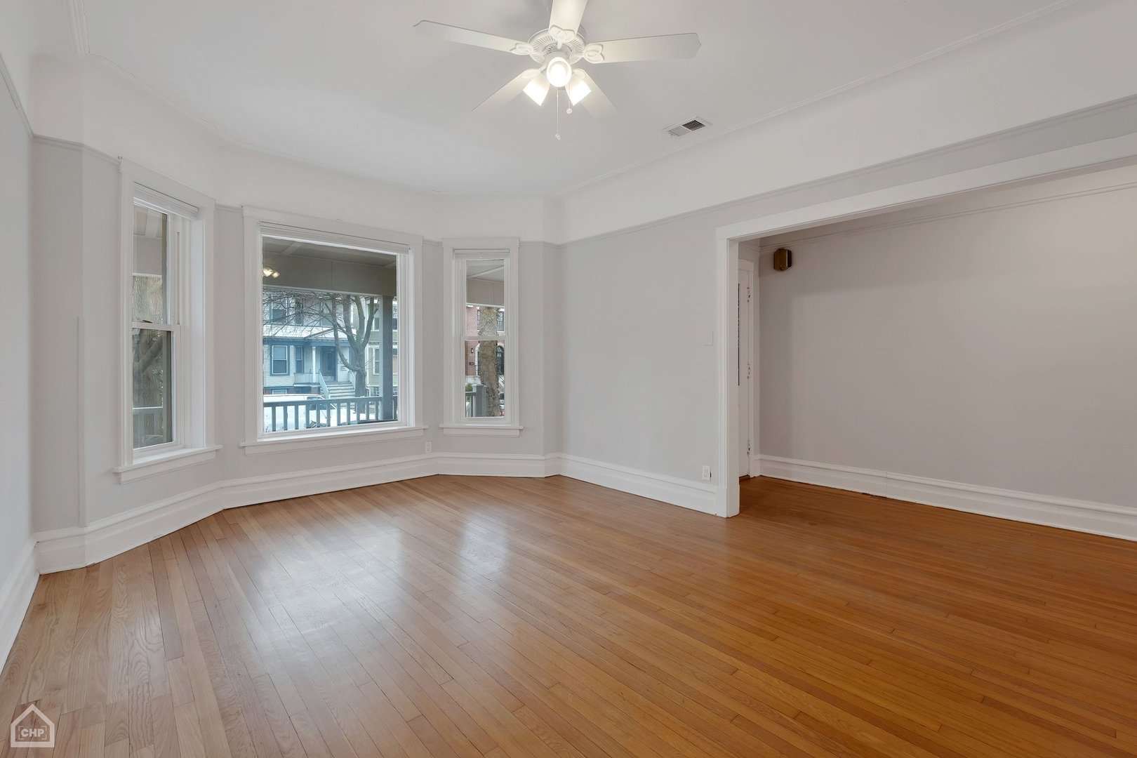 3935 N Seeley Avenue Unit: 2