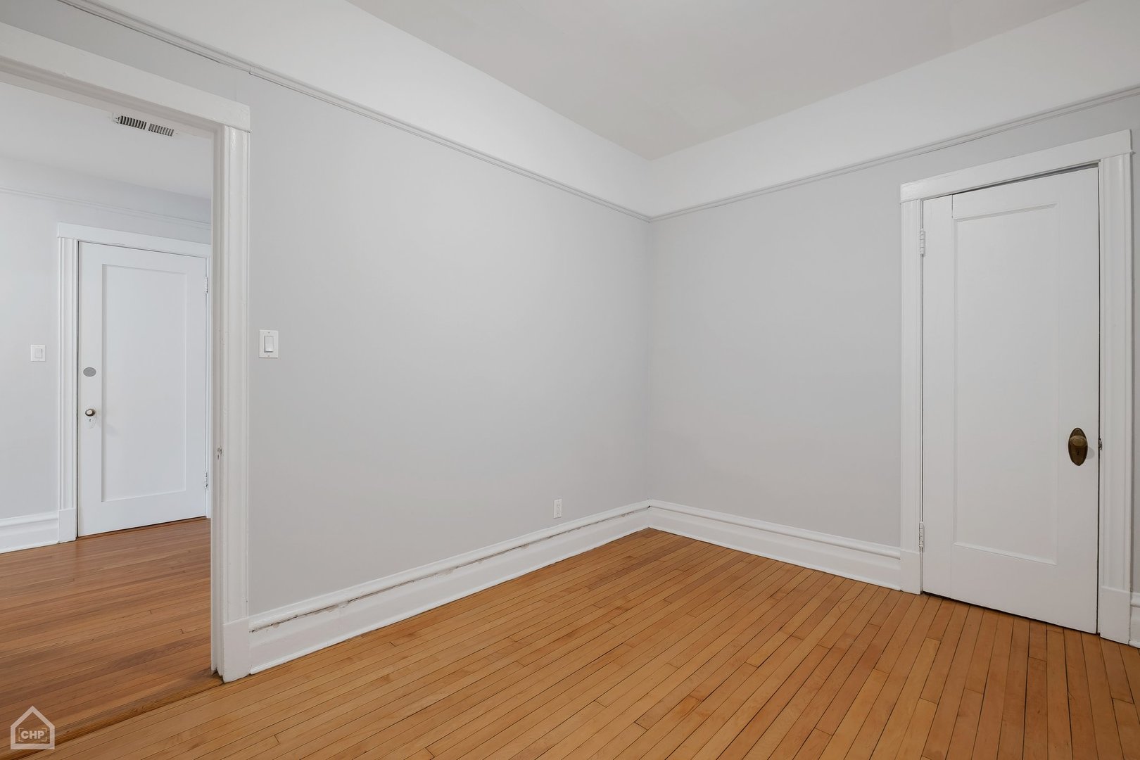 3935 N Seeley Avenue Unit: 2