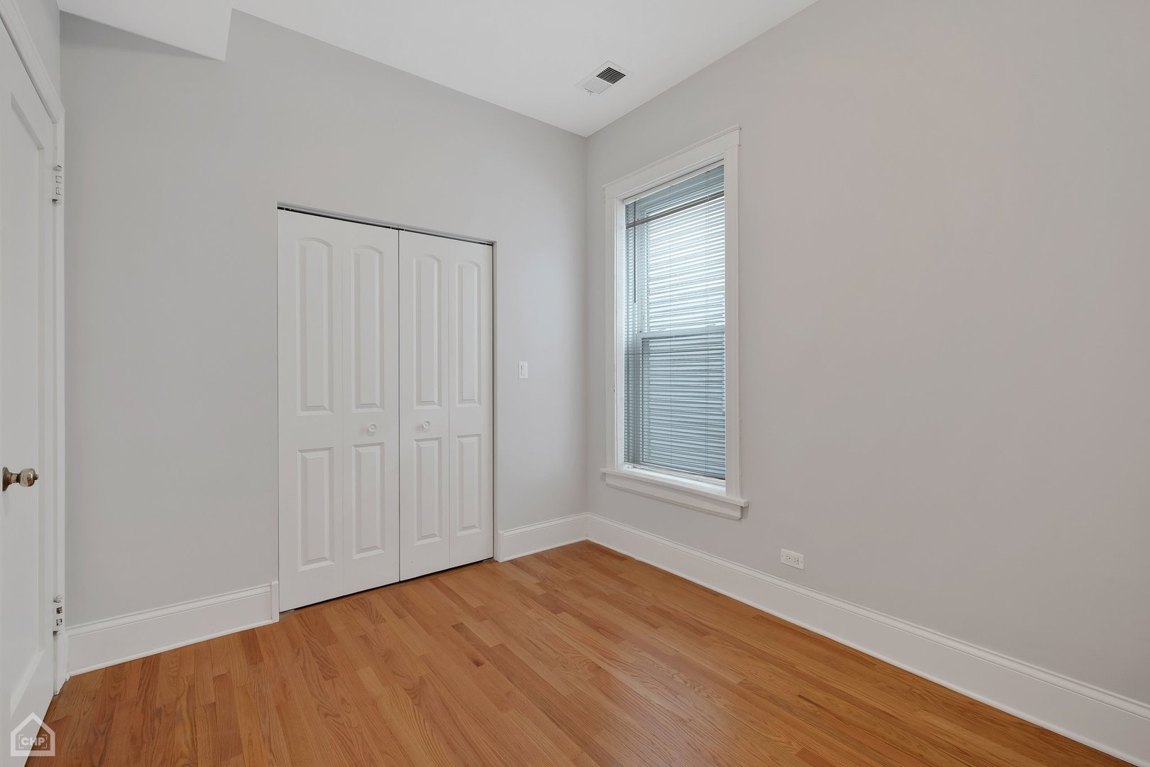 3935 N Seeley Avenue Unit: 2