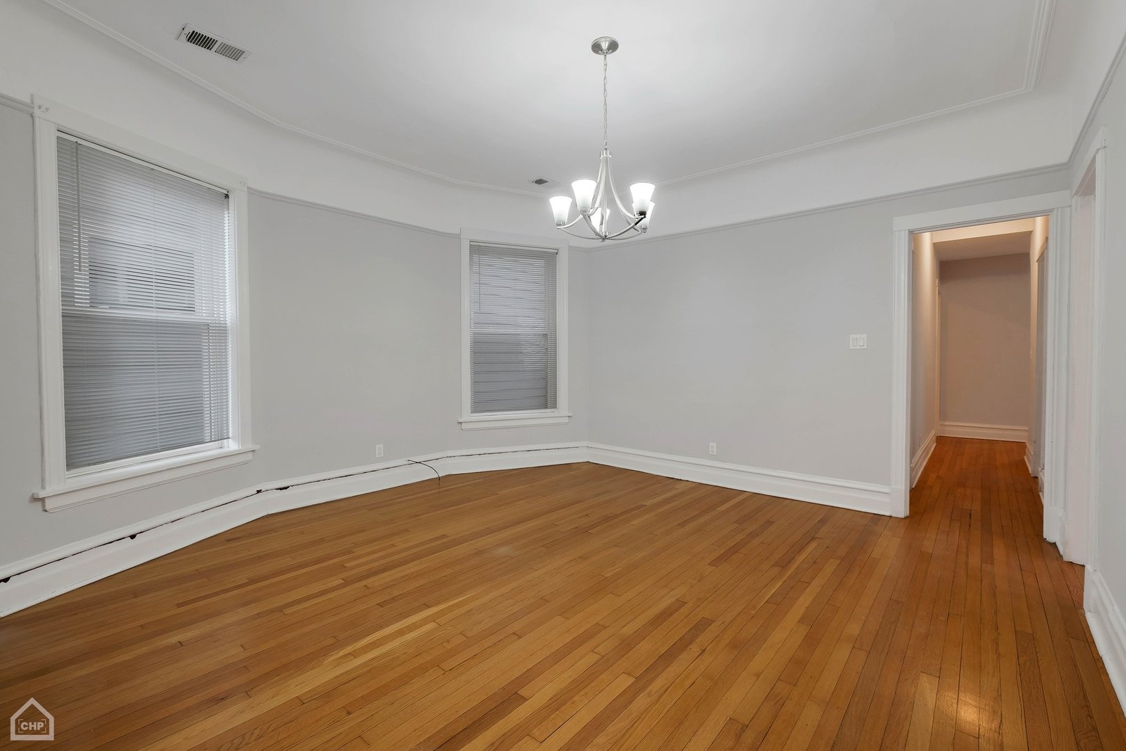 3935 N Seeley Avenue Unit: 2