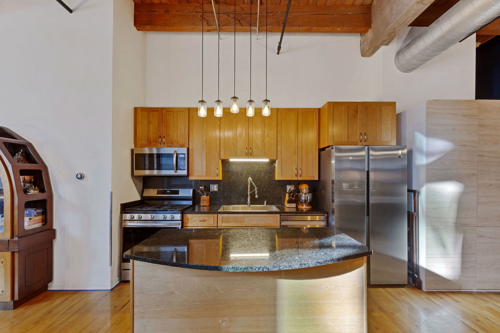 215 N Aberdeen Street Unit: 304B