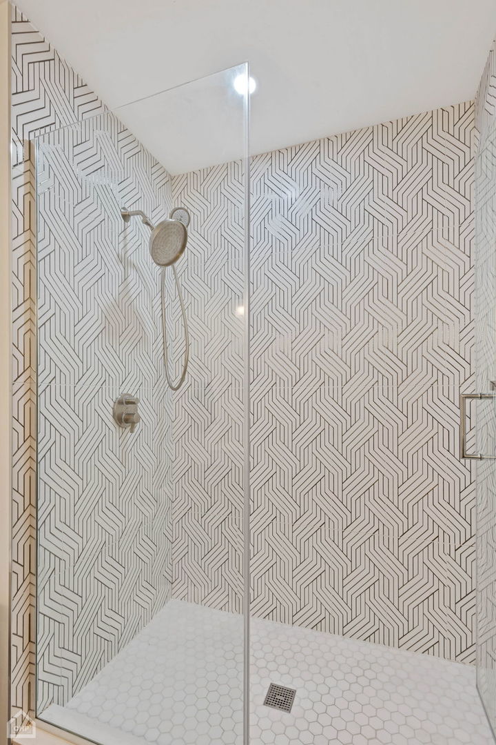 215 N Aberdeen Street Unit: 304B