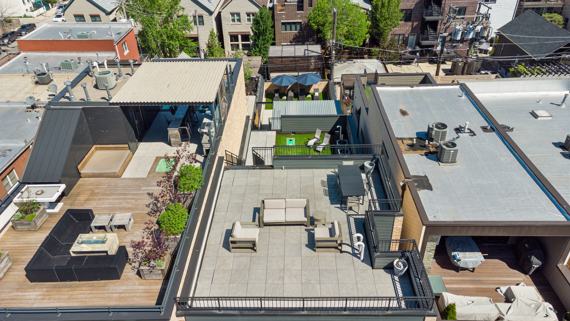 1246 W George Street