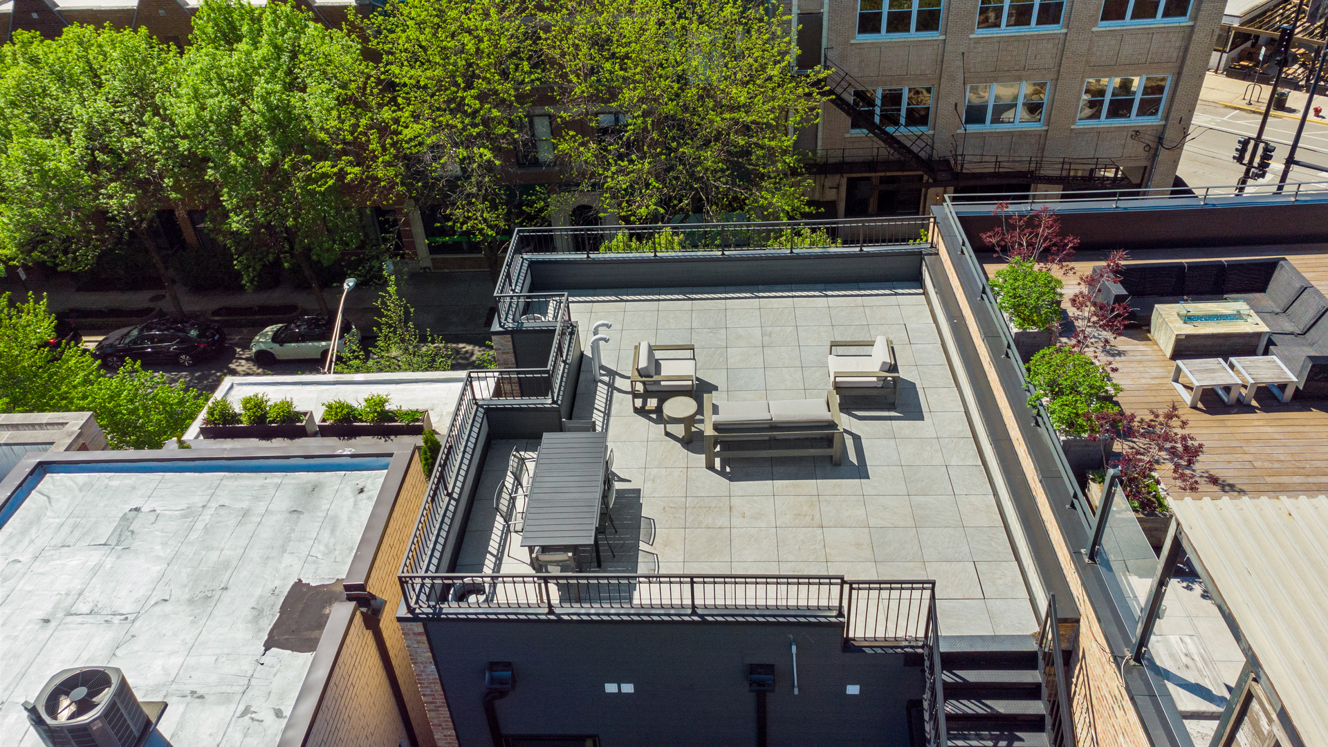 1246 W George Street