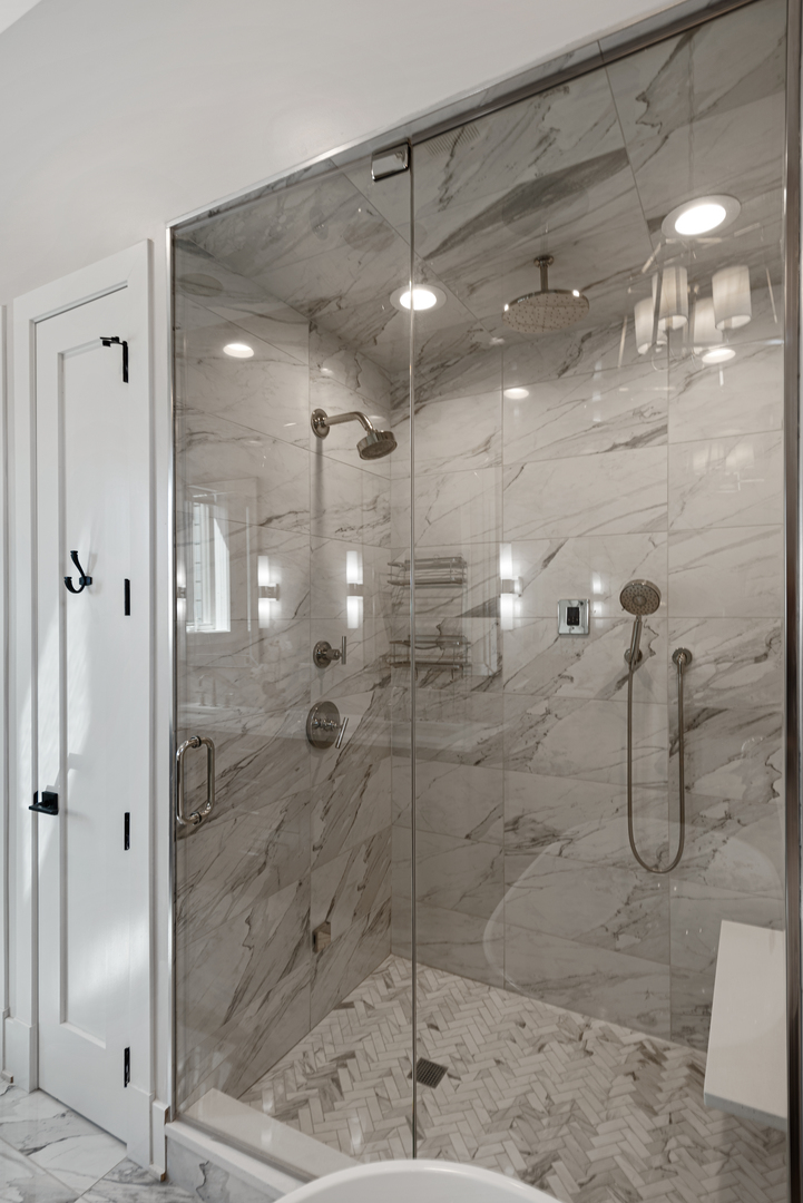 1246 W George Street