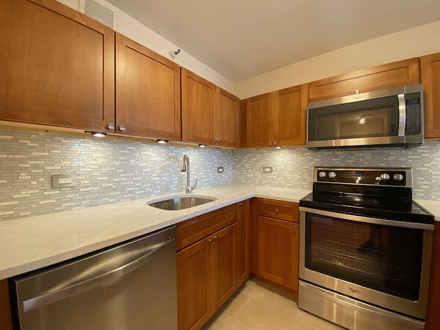 3660 N Lake Shore Drive Unit: 1810