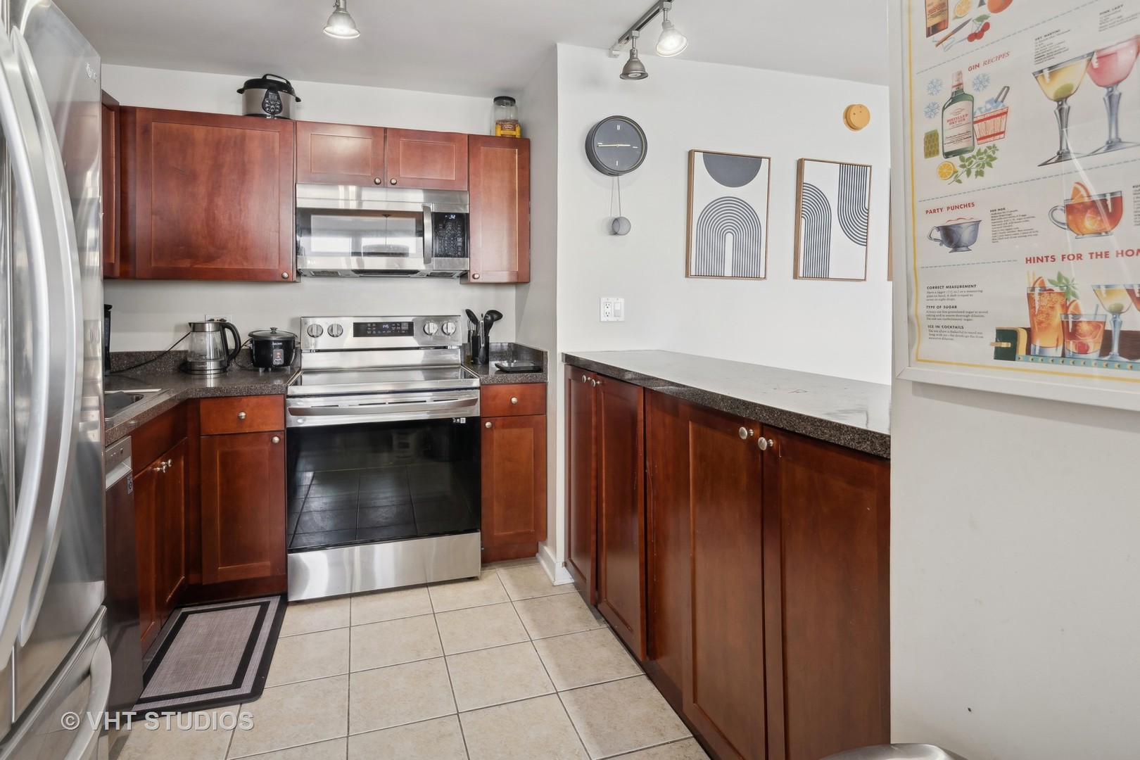 655 W Irving Park Road Unit: 4614