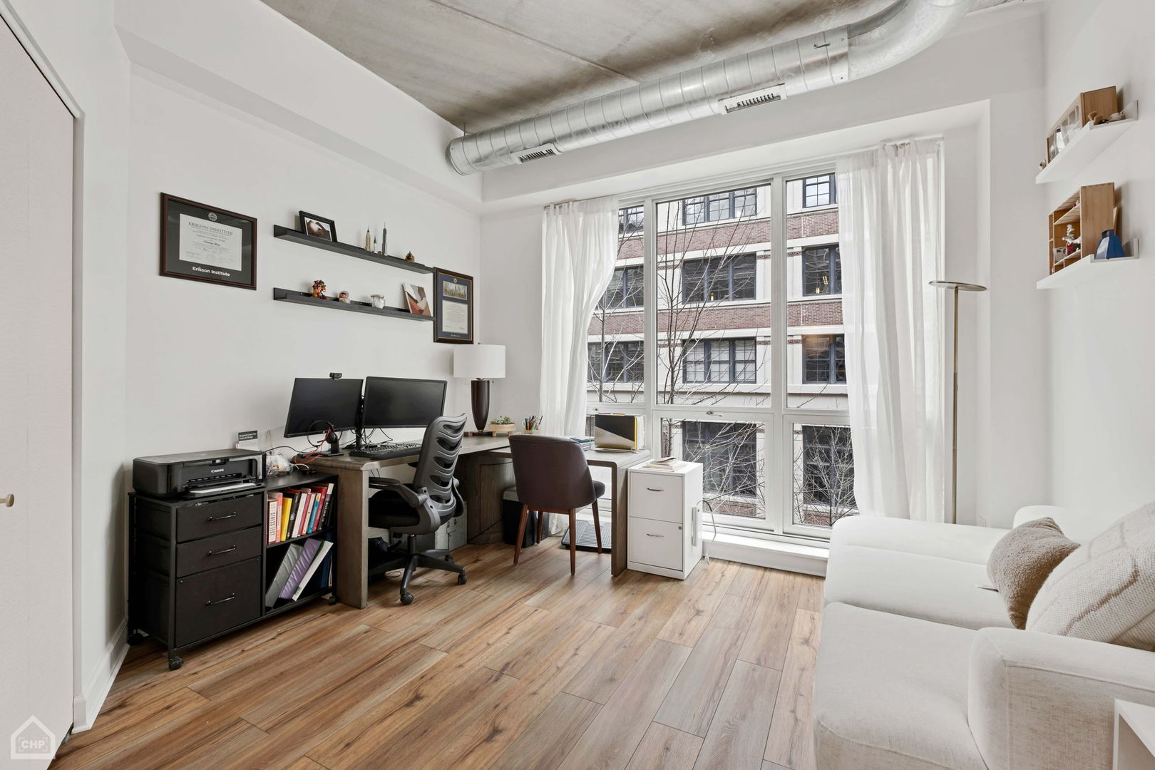 845 N Kingsbury Street Unit: 402