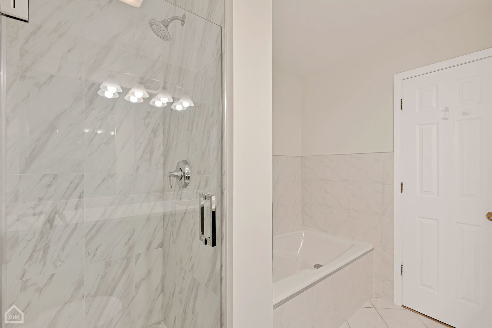 2737 N Janssen Avenue Unit: A