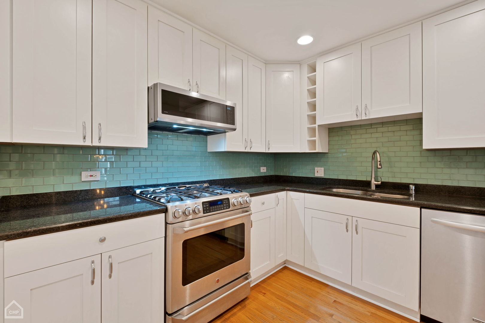 2737 N Janssen Avenue Unit: A