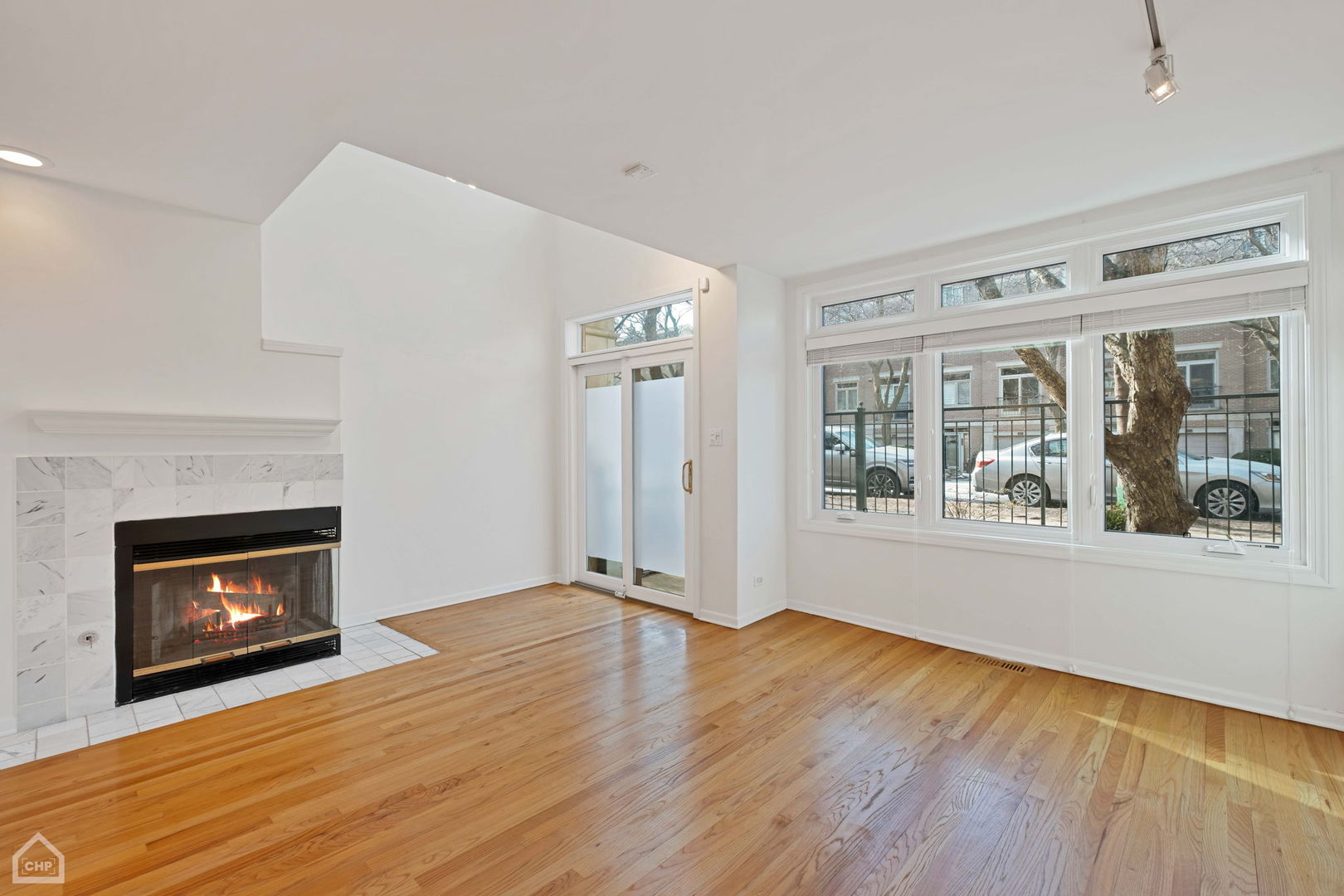 2737 N Janssen Avenue Unit: A