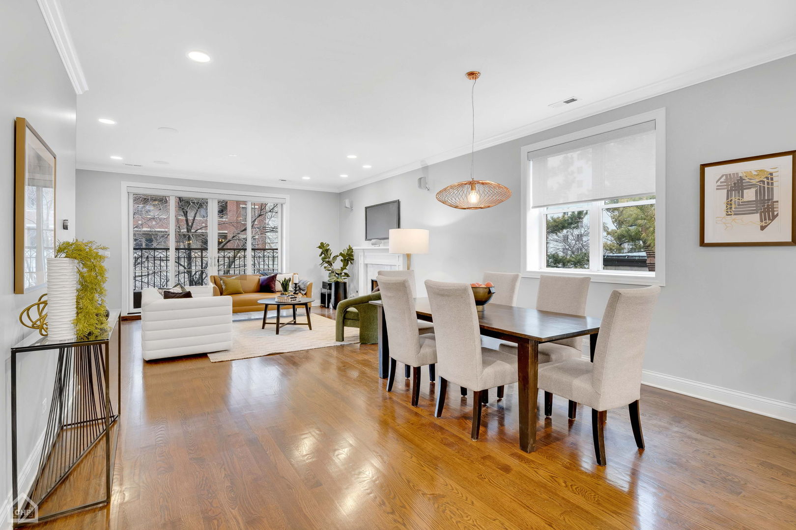 841 W Grace Street Unit: 3NE