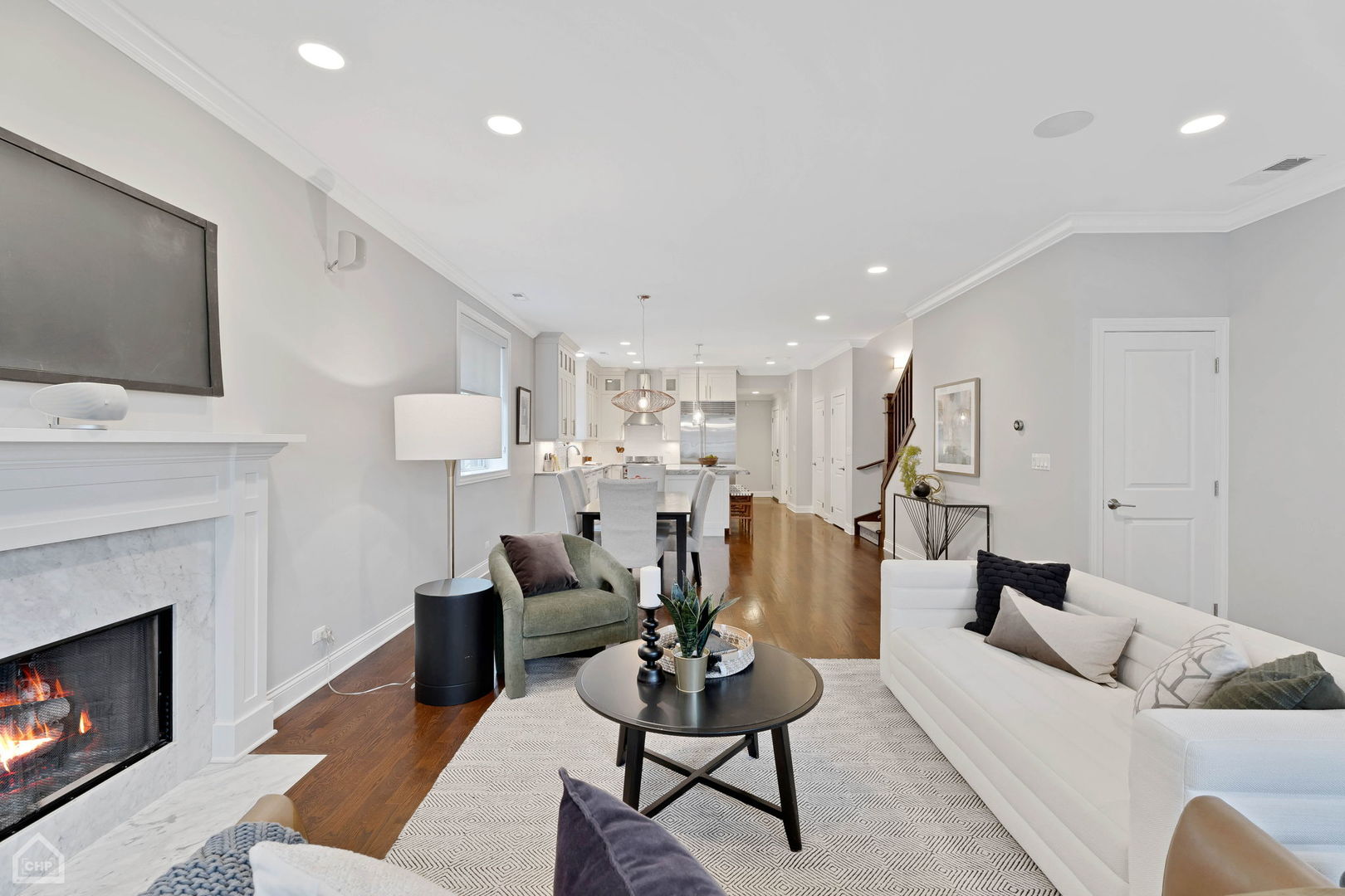 841 W Grace Street Unit: 3NE