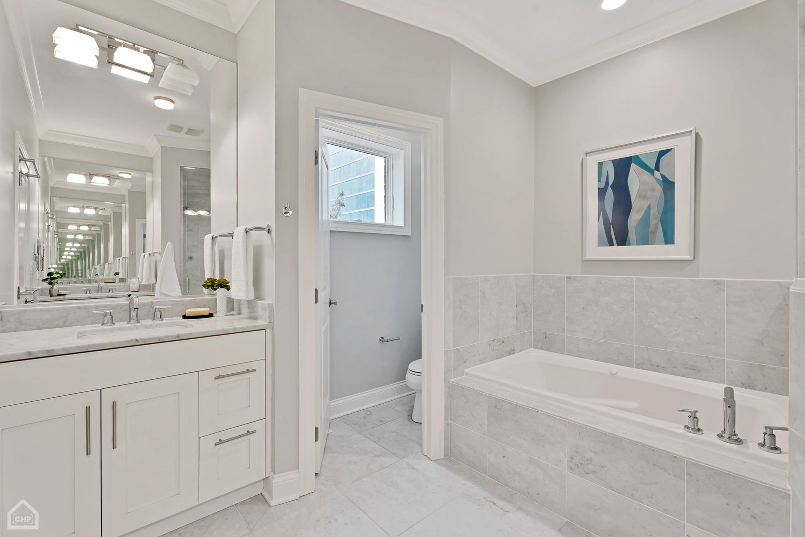 841 W Grace Street Unit: 3NE