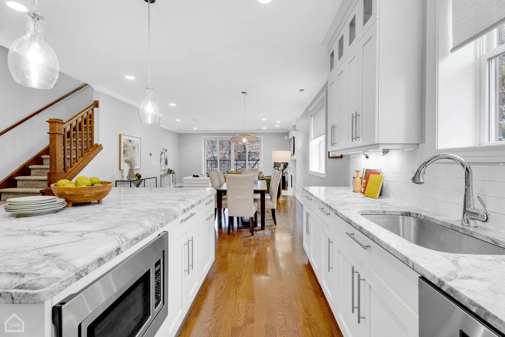 841 W Grace Street Unit: 3NE