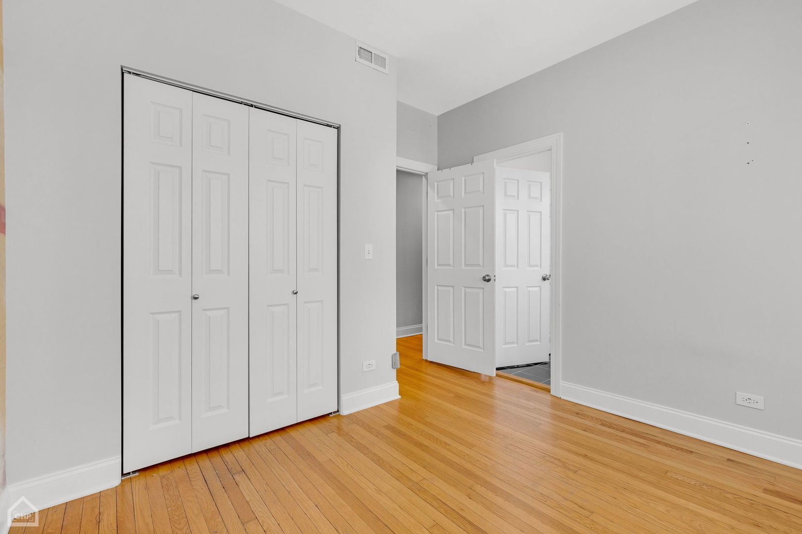 818 W Sunnyside Avenue Unit: 3A