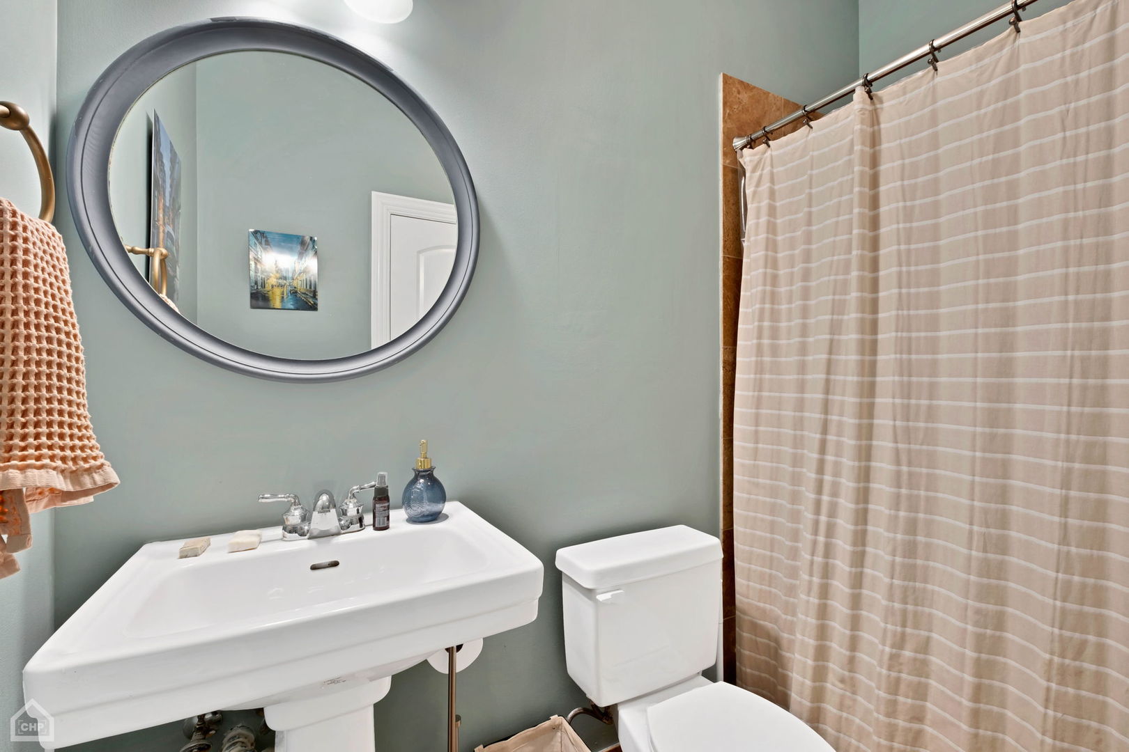 2426 W Cortez Street Unit: 1