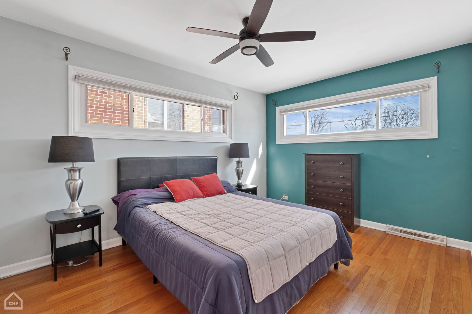 6245 N Keeler Avenue