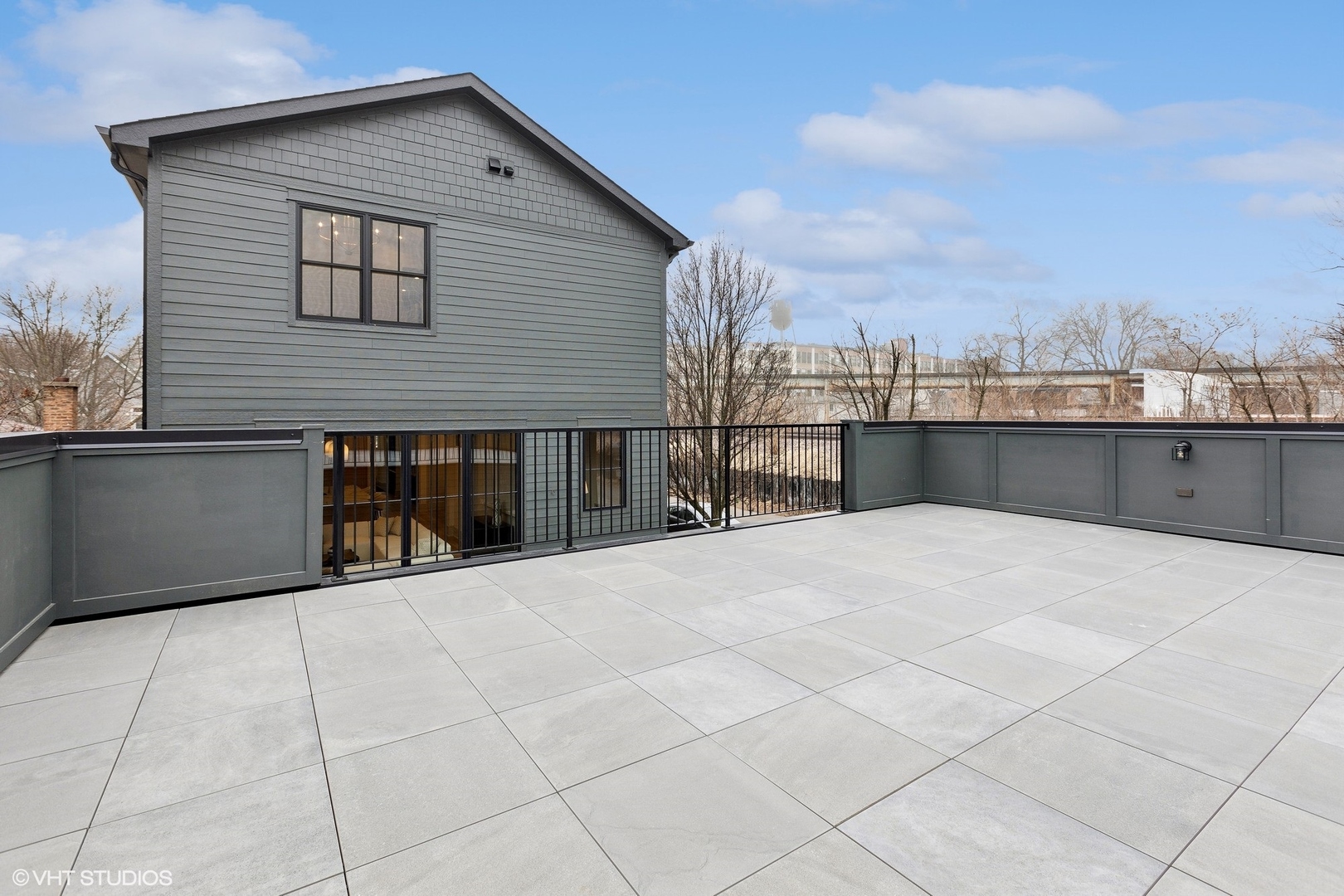 3619 N Hoyne Avenue