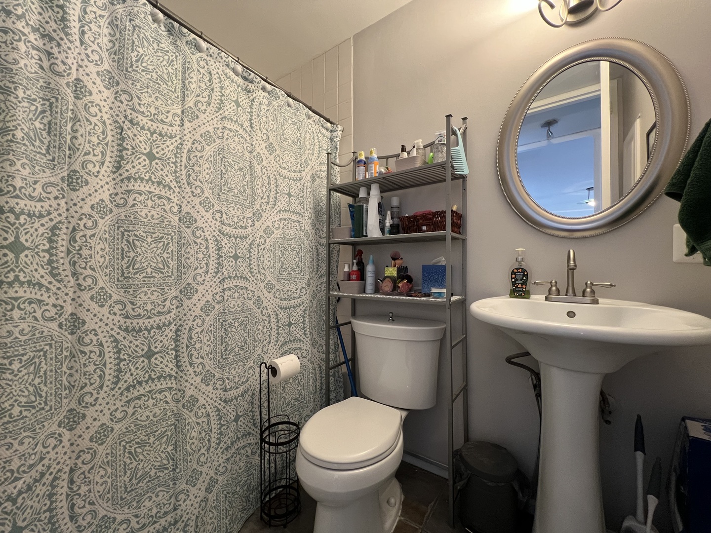 720 W Gordon Terrace Unit: 22E