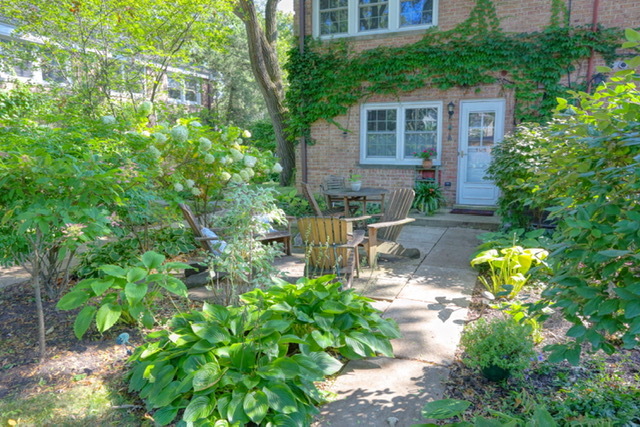 404 Greenleaf Avenue