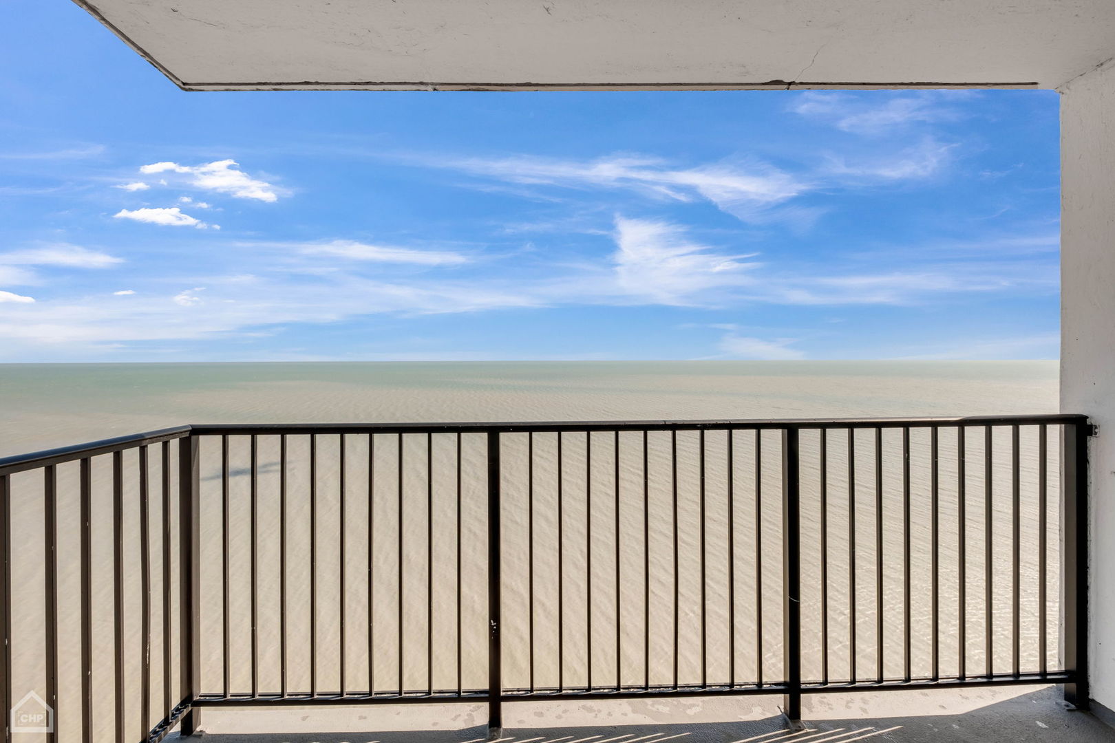 940 W Glenlake Avenue Unit: 32D