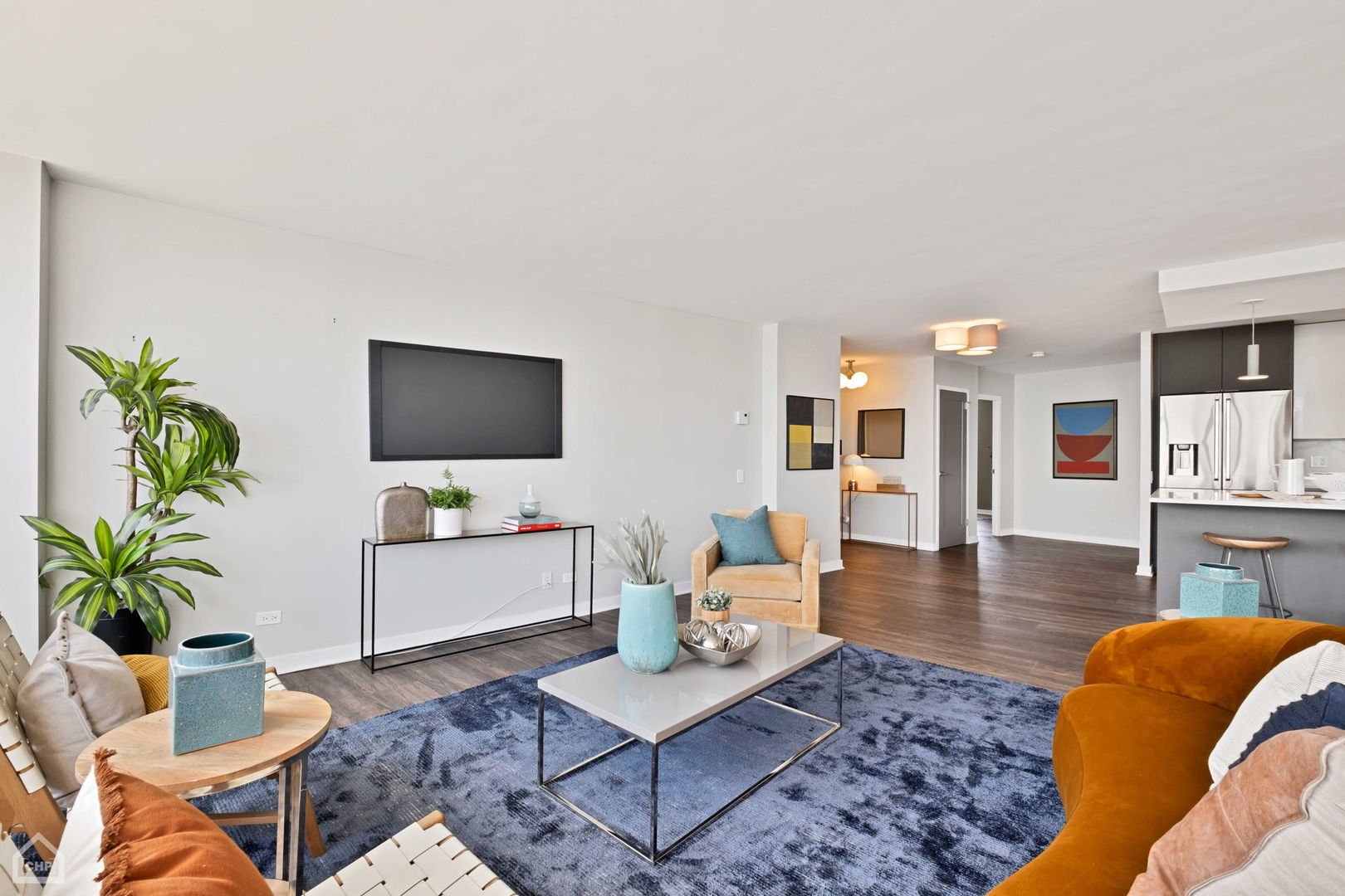 940 W Glenlake Avenue Unit: 32D