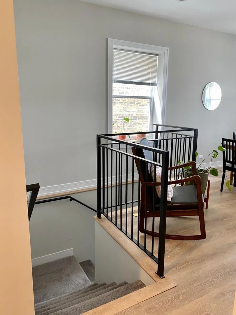 2540 W Cortez Street Unit: 1R