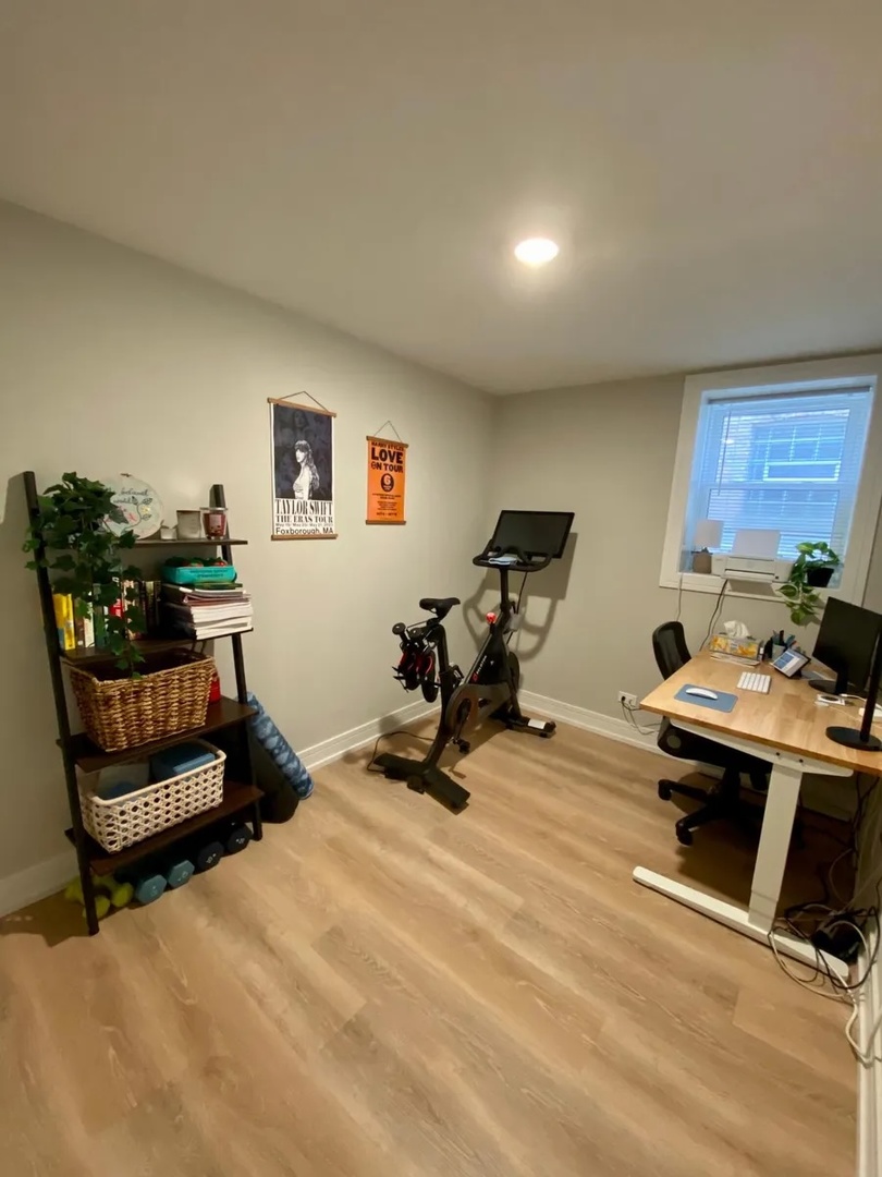 2540 W Cortez Street Unit: 1R