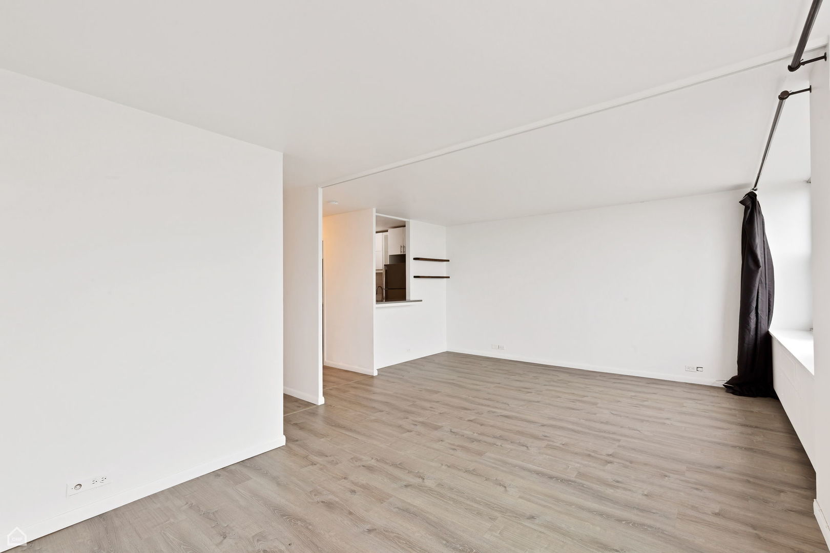 4250 N Marine Drive Unit: 2705