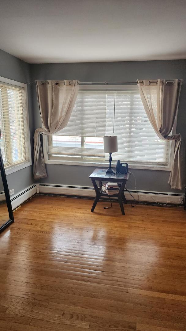 4258 W Lawrence Avenue Unit: 3W