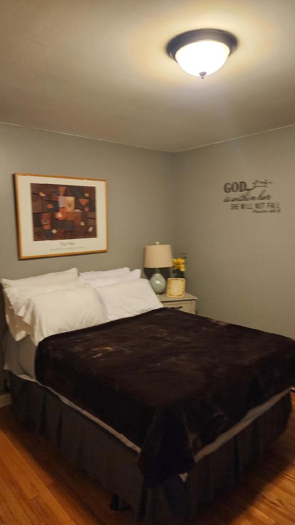 4258 W Lawrence Avenue Unit: 3W