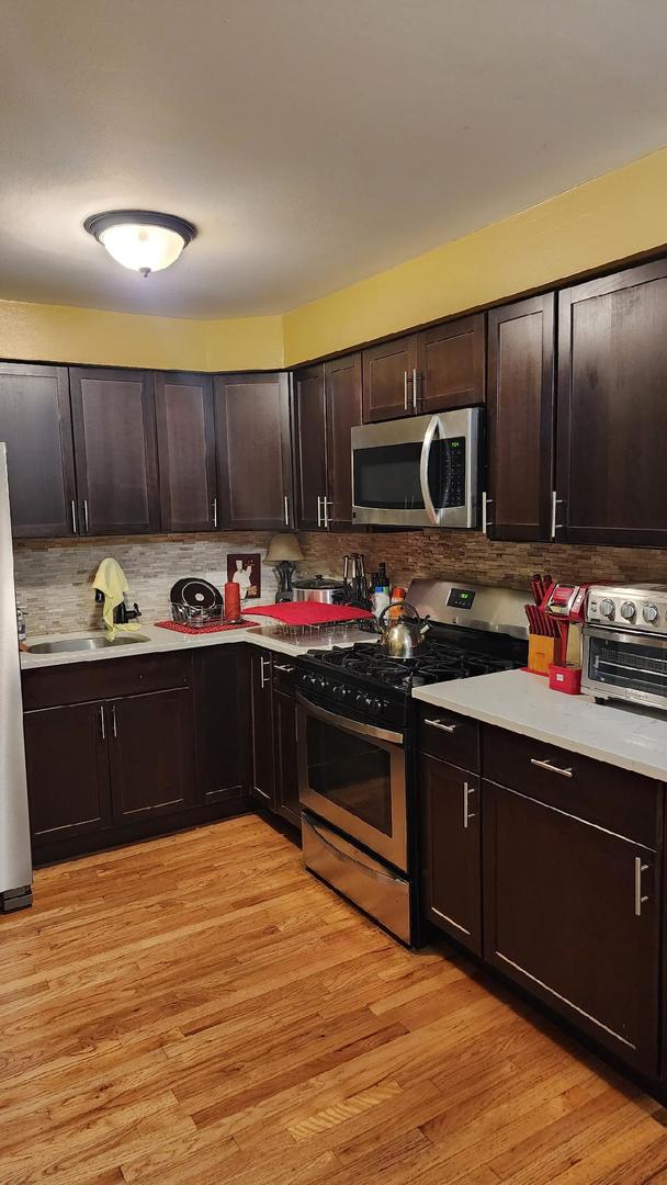 4258 W Lawrence Avenue Unit: 3W