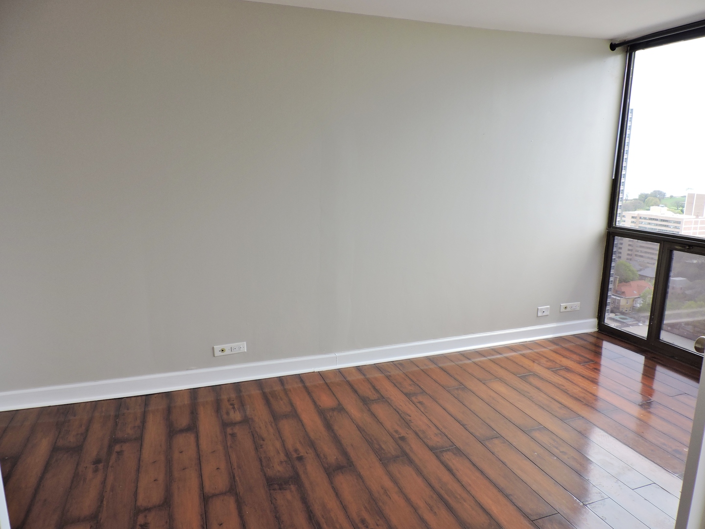 4343 N Clarendon Avenue Unit: 2201