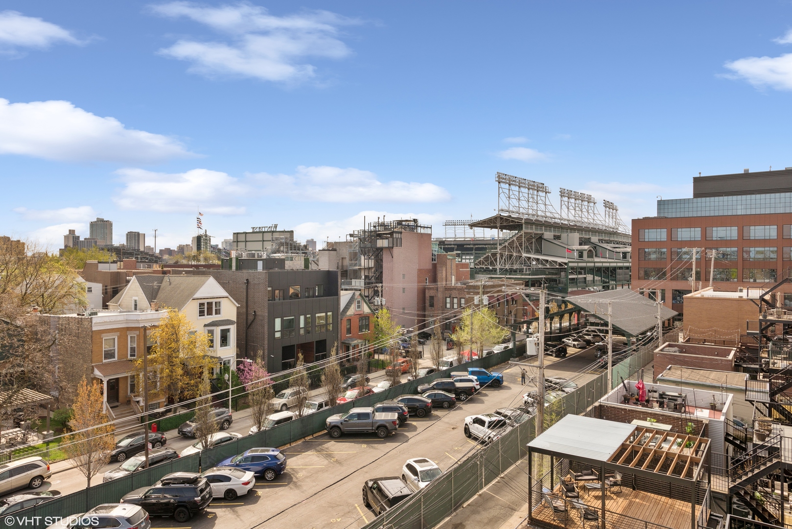 3735 N Clifton Avenue Unit: 3