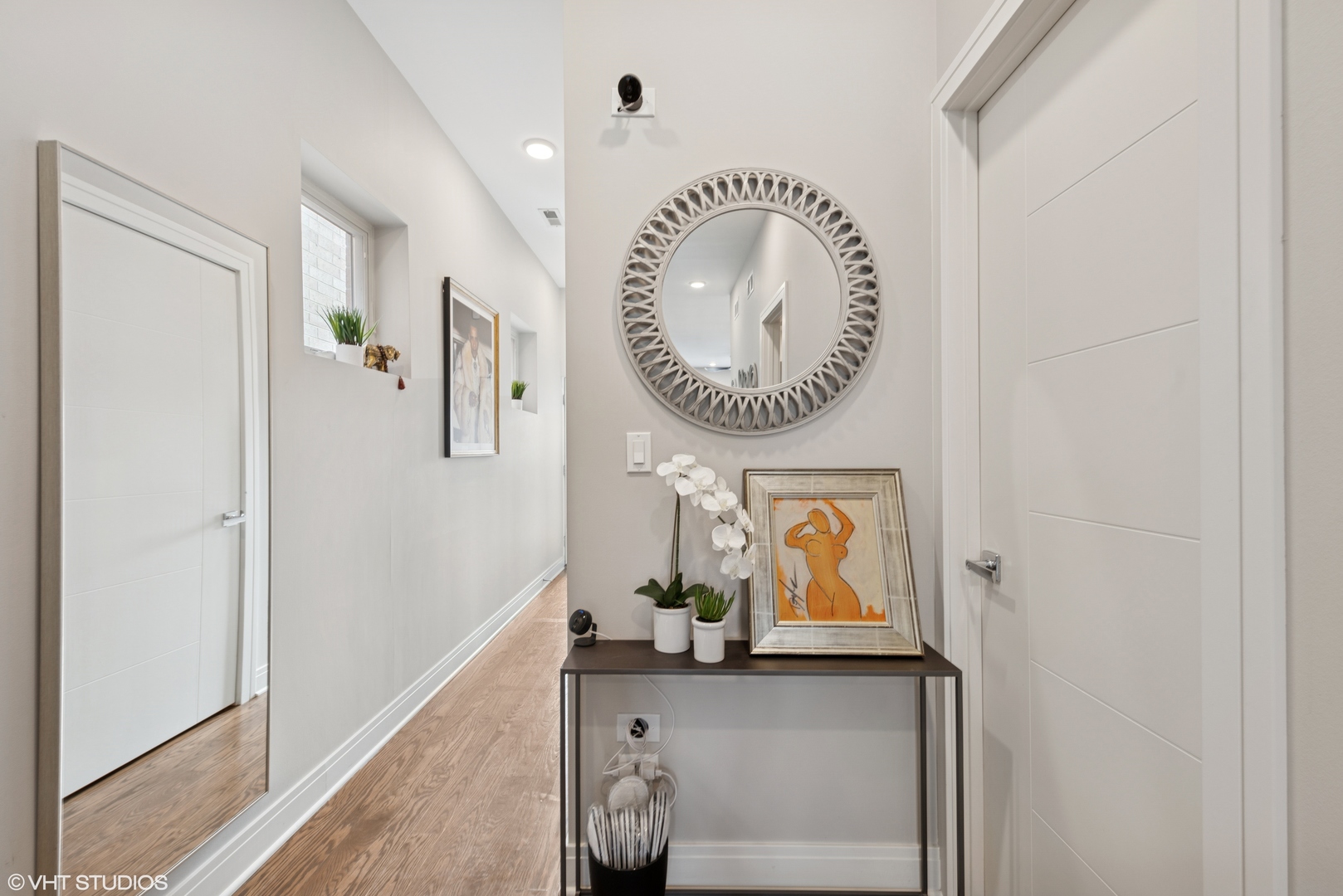 3735 N Clifton Avenue Unit: 3