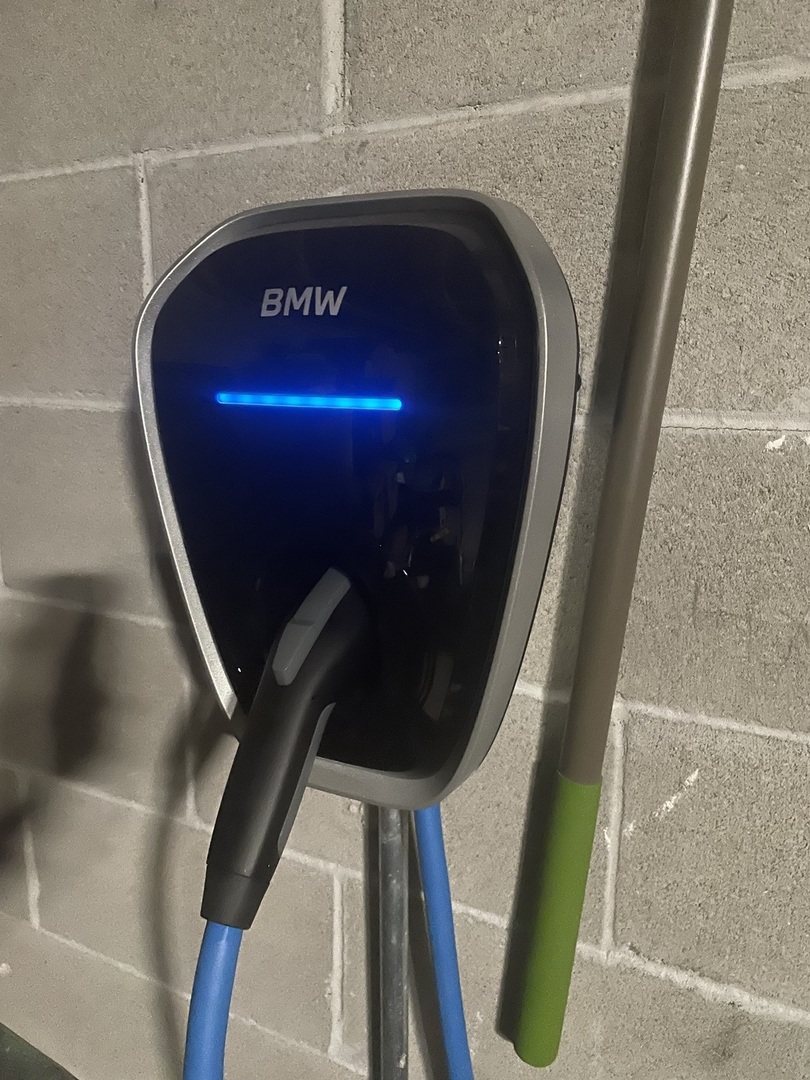 3735 N Clifton Avenue Unit: 3