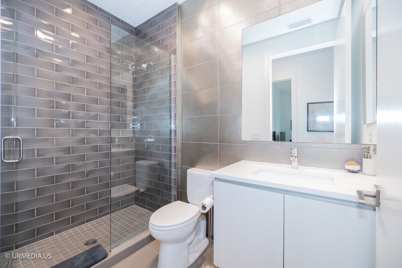 367 W Locust Street Unit: 202
