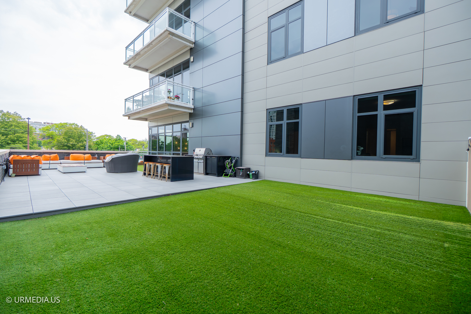 367 W Locust Street Unit: 202