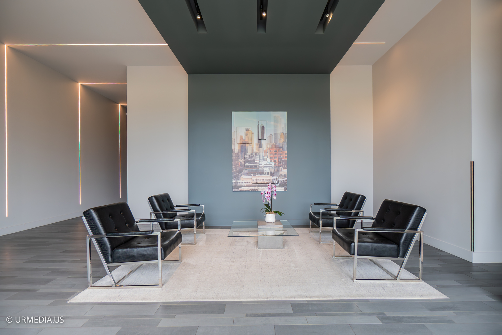 367 W Locust Street Unit: 202