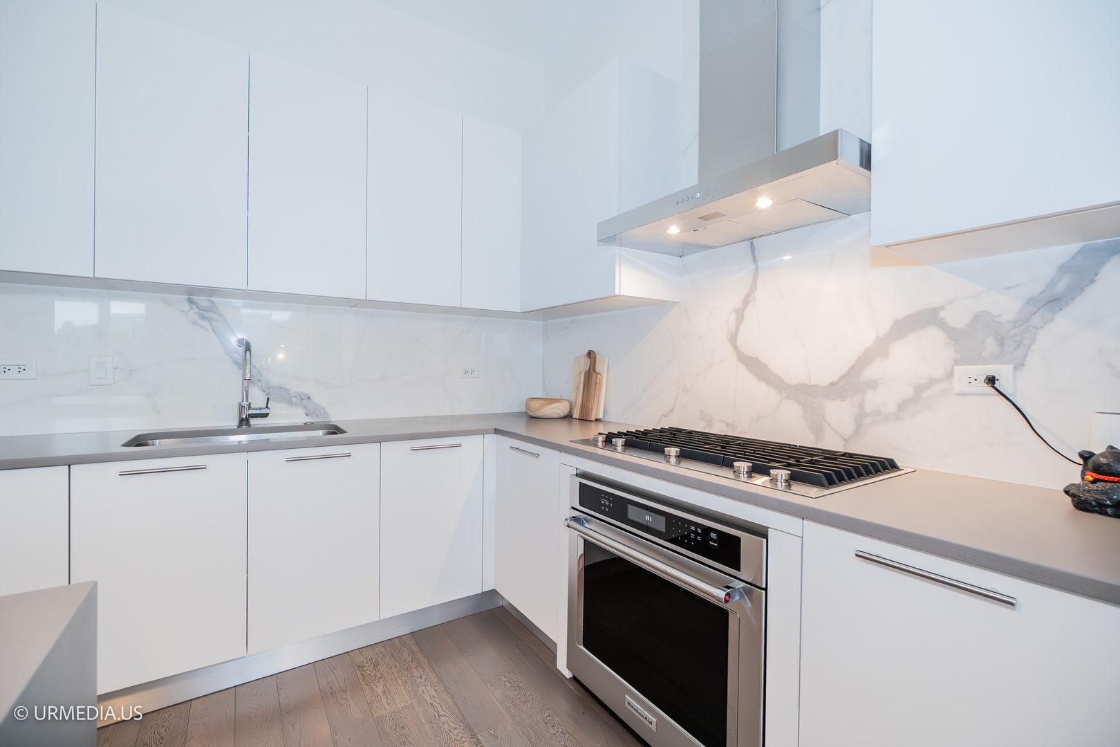 367 W Locust Street Unit: 202