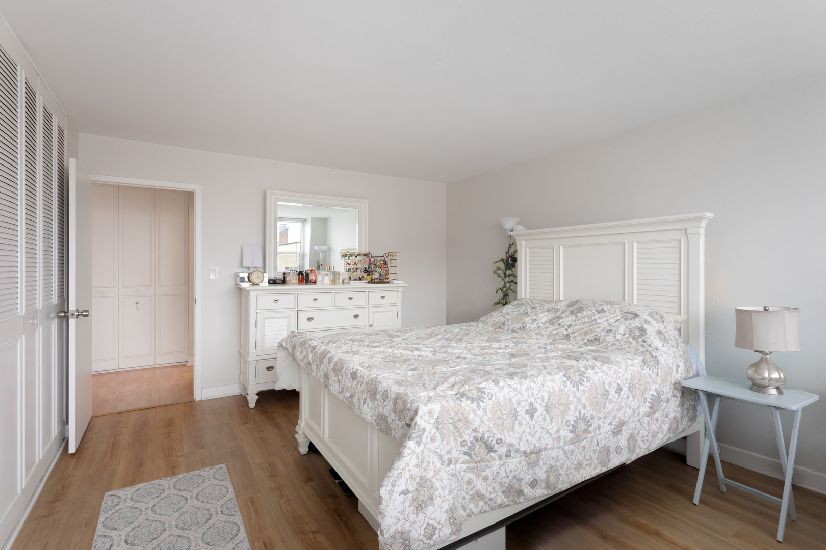 4250 N Marine Drive Unit: 1626