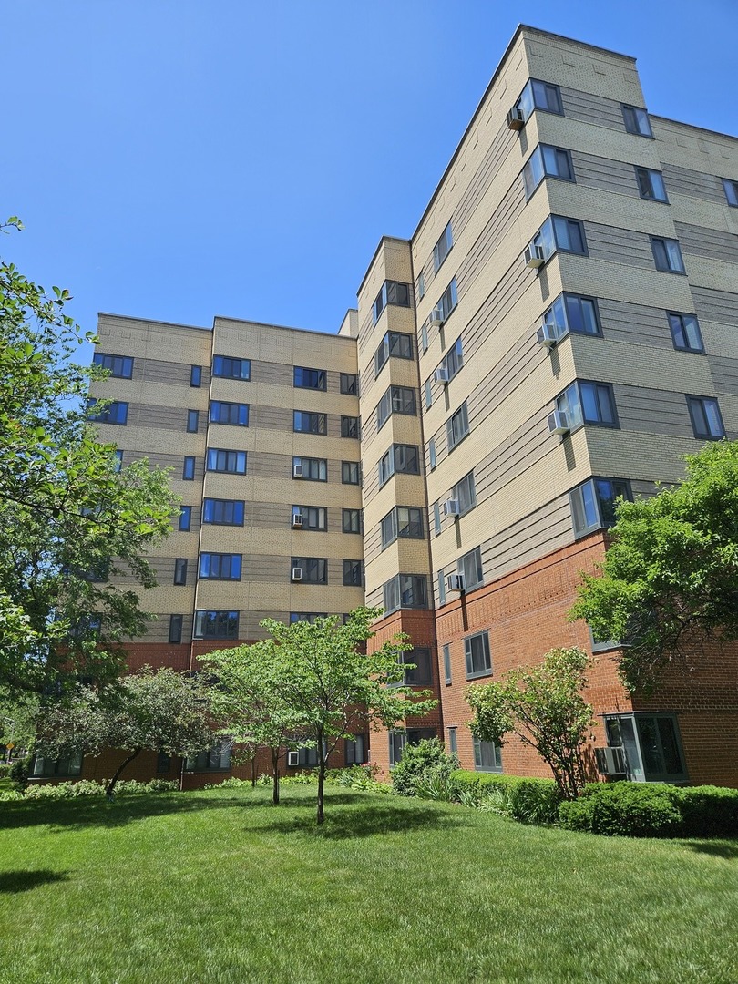 5048 N MARINE Drive Unit: 3A