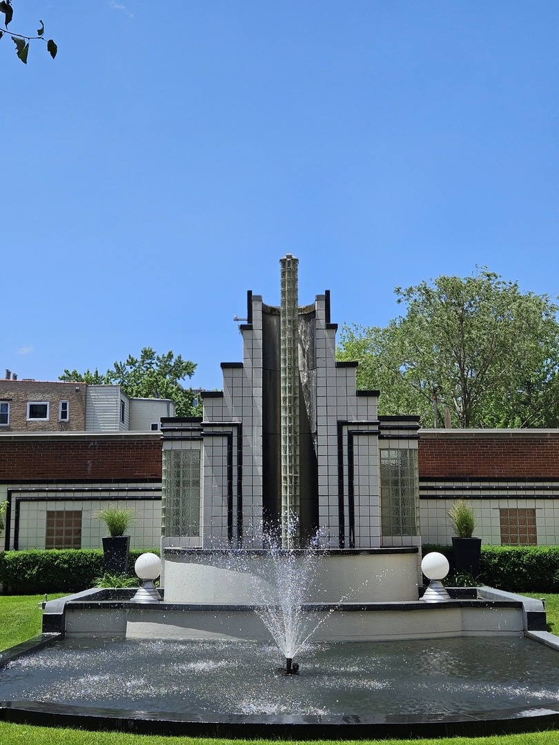 5048 N MARINE Drive Unit: 3A