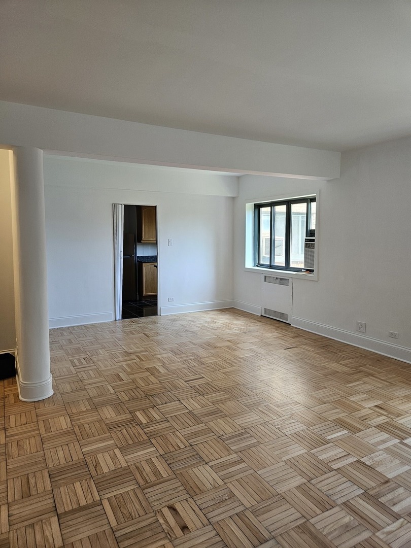 5048 N MARINE Drive Unit: 3A