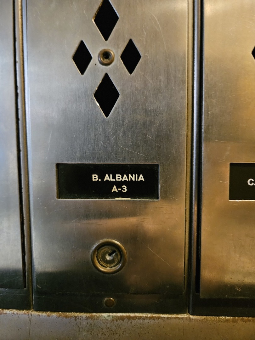 5048 N MARINE Drive Unit: 3A