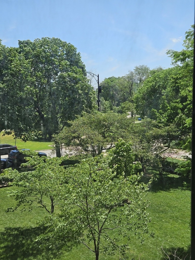 5048 N MARINE Drive Unit: 3A