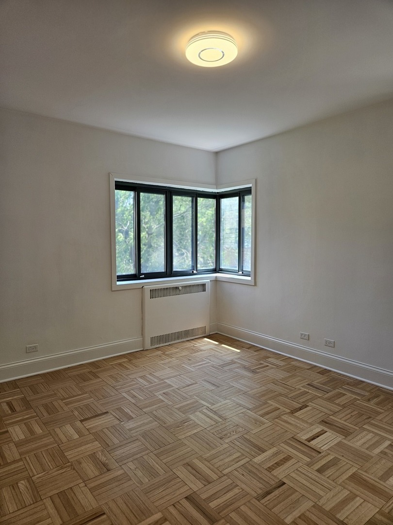 5048 N MARINE Drive Unit: 3A