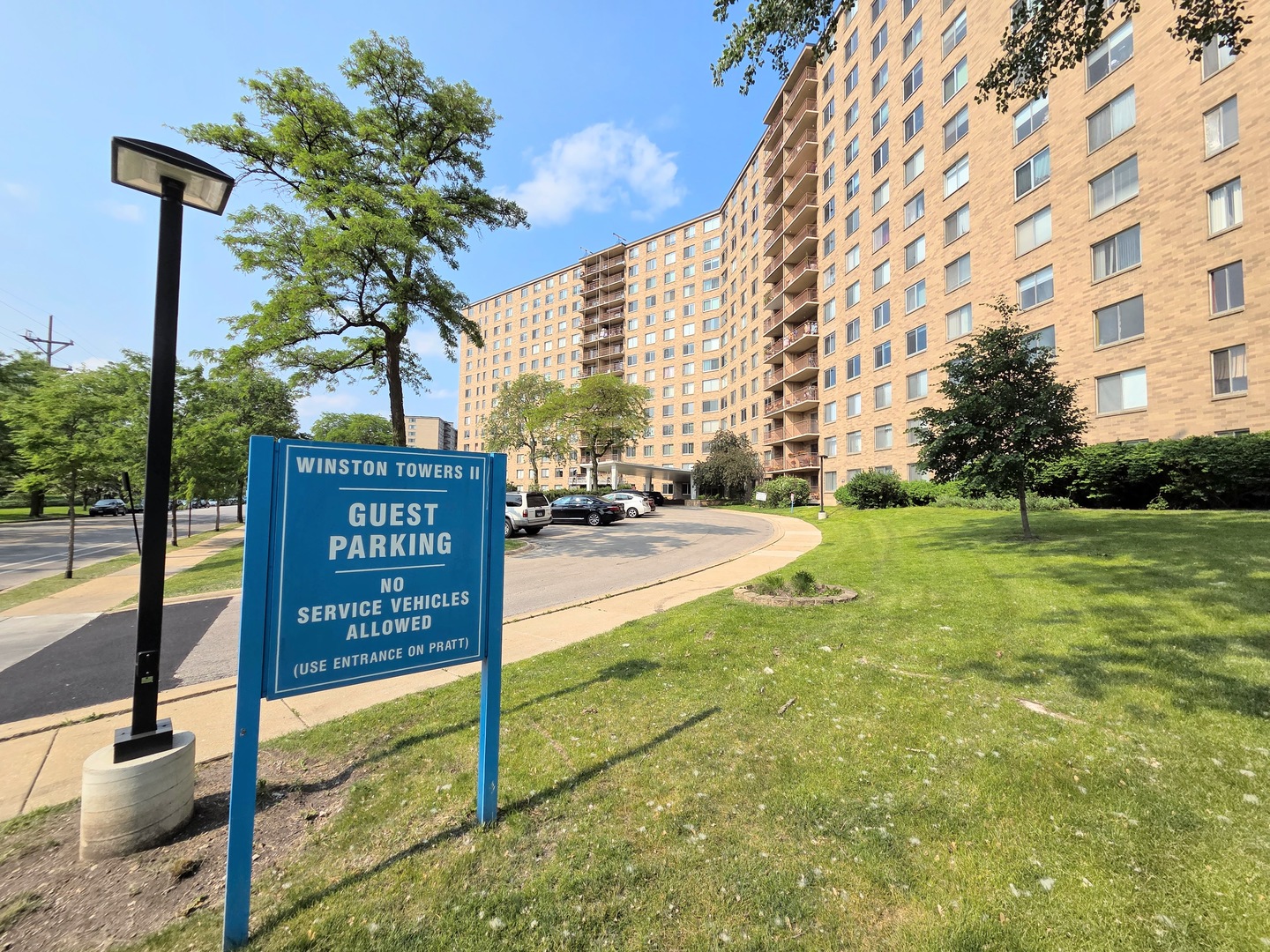 6833 N Kedzie Avenue Unit: 816