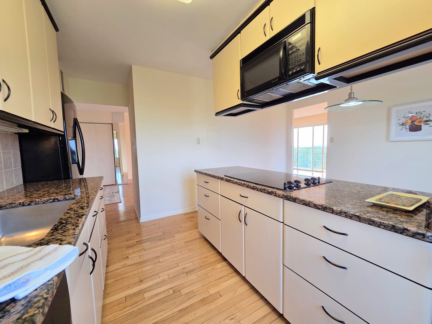 6833 N Kedzie Avenue Unit: 816